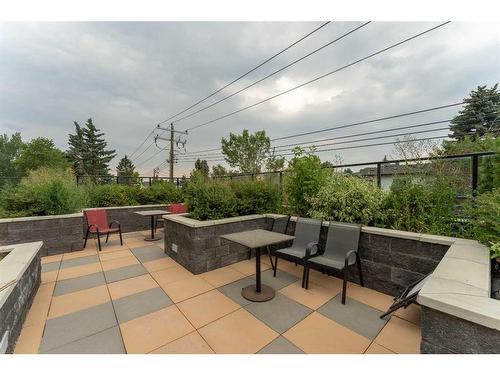 204-1526 9 Avenue Se, Calgary, AB - Outdoor