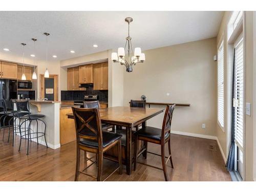 40 Copperstone Gate Se, Calgary, AB - Indoor Photo Showing Dining Room