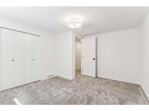 8223 4A Street Sw, Calgary, AB - Indoor Photo Showing Other Room