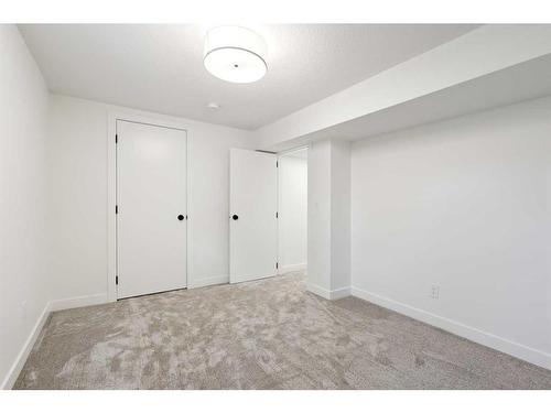 8223 4A Street Sw, Calgary, AB - Indoor Photo Showing Other Room