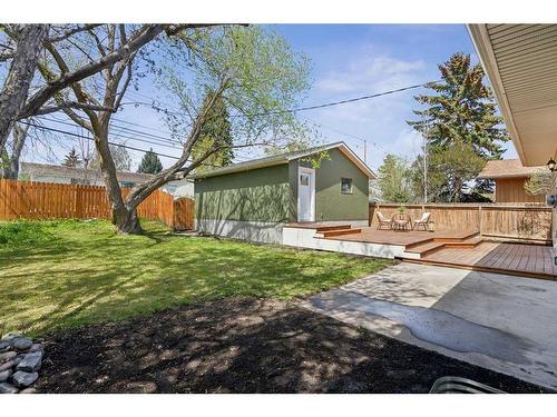 8223 4A Street Sw, Calgary, AB - Outdoor