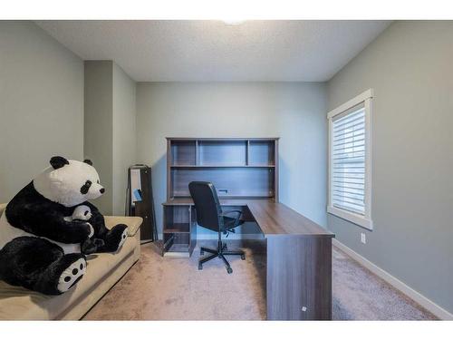 568 Evansborough Way Nw, Calgary, AB - Indoor Photo Showing Office