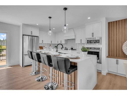 199 Westview Drive Sw, Calgary, AB - Indoor Photo Showing Kitchen With Upgraded Kitchen