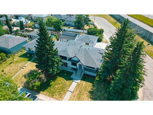 199 Westview Drive Sw, Calgary, AB - Outdoor