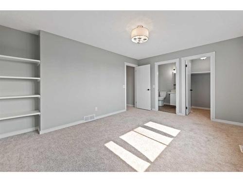 6567 Martingrove Drive Ne, Calgary, AB - Indoor Photo Showing Other Room