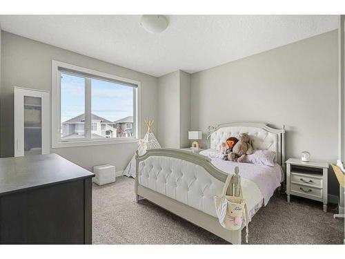 205 Kinniburgh Circle, Chestermere, AB - Indoor Photo Showing Bedroom