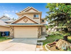 79 Somerglen Road SW Calgary, AB T2Y 3S3