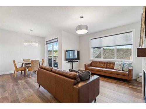 20 Willow Park Point, Cochrane, AB - Indoor Photo Showing Living Room