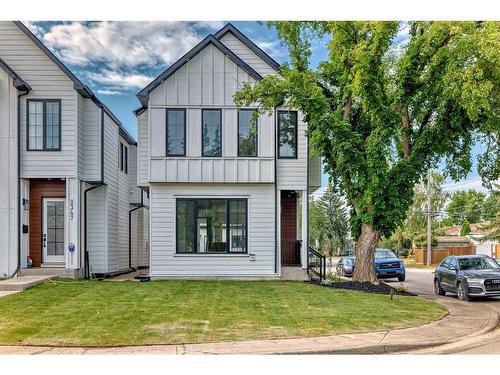 176 Lissington Drive Sw, Calgary, AB - Outdoor