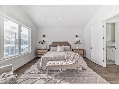 176 Lissington Drive Sw, Calgary, AB - Indoor Photo Showing Bedroom