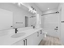 413-255 Les Jardins Park Se, Calgary, AB  - Indoor Photo Showing Bathroom 