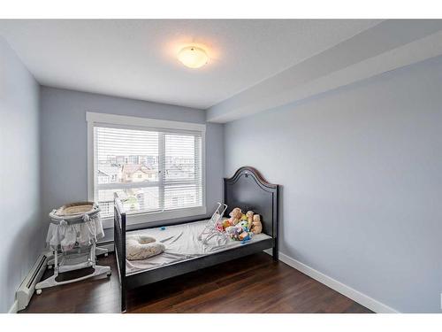 5404-302 Skyview Ranch Drive, Calgary, AB - Indoor Photo Showing Bedroom