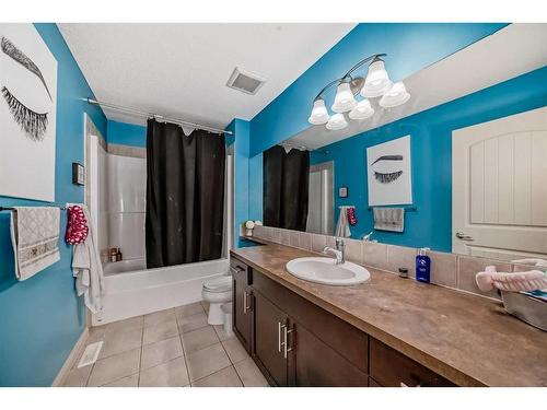 56 Reunion Close Nw, Airdrie, AB - Indoor Photo Showing Bathroom