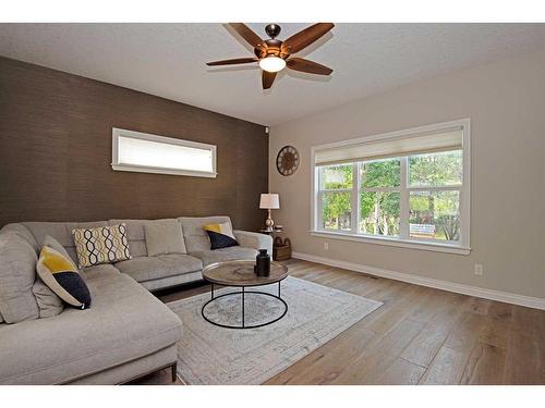 29 Ranch Road, Okotoks, AB - Indoor Photo Showing Living Room