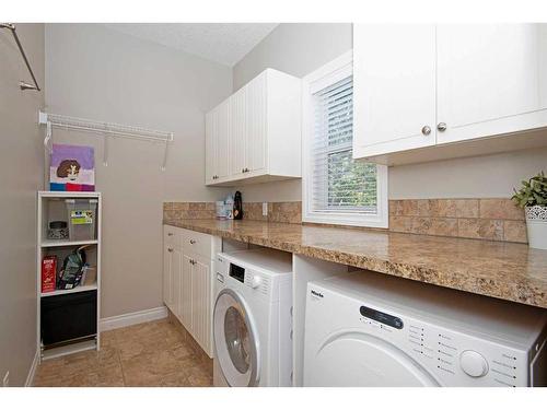 29 Ranch Road, Okotoks, AB - Indoor Photo Showing Laundry Room