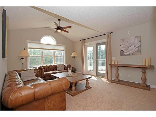 29 Ranch Road, Okotoks, AB - Indoor Photo Showing Living Room