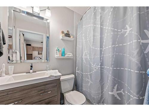 30 Country Village Landing Ne, Calgary, AB - Indoor Photo Showing Bathroom