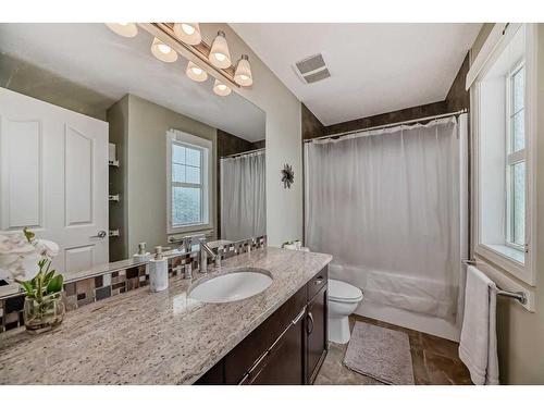 109 Brightonwoods Crescent Se, Calgary, AB - Indoor Photo Showing Bathroom