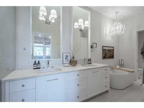 303-3030 17 Street Sw, Calgary, AB - Indoor Photo Showing Bathroom