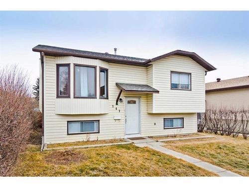 141 Falshire Close Ne, Calgary, AB - Outdoor