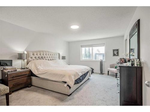 201 Walgrove Boulevard Se, Calgary, AB - Indoor Photo Showing Bedroom