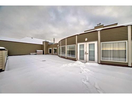 3324-3000 Millrise Point Sw, Calgary, AB - Outdoor With Exterior