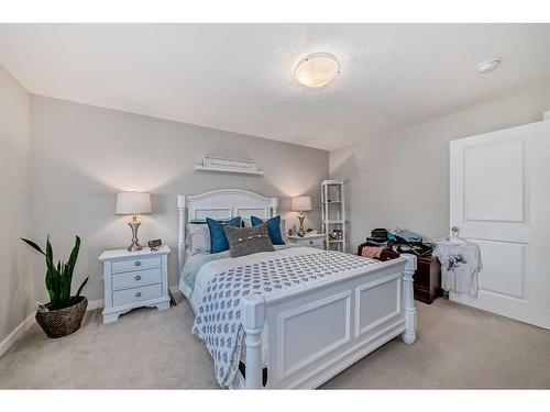 48 Nolanhurst Crescent Nw, Calgary, AB - Indoor Photo Showing Bedroom