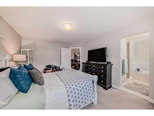 48 Nolanhurst Crescent Nw, Calgary, AB - Indoor Photo Showing Bedroom