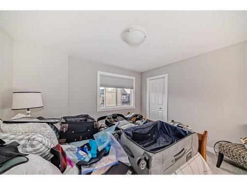 48 Nolanhurst Crescent Nw, Calgary, AB - Indoor Photo Showing Bedroom