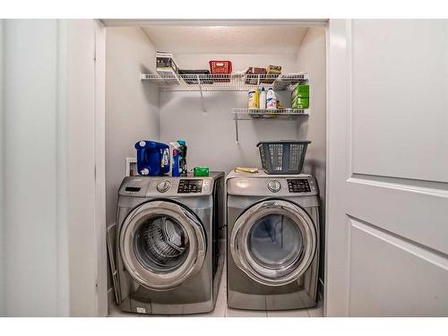 48 Nolanhurst Crescent Nw, Calgary, AB - Indoor Photo Showing Laundry Room