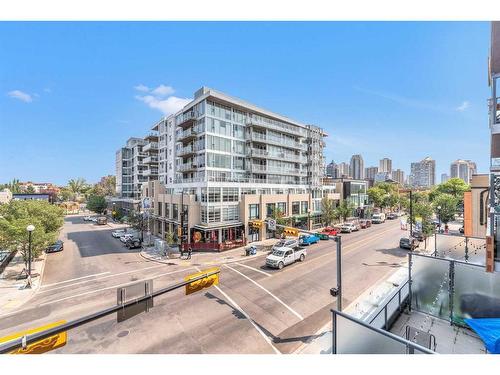 302-301 10 Street Nw, Calgary, AB - Outdoor With Balcony