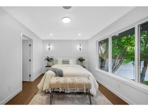 1028 Lake Ontario Drive Se, Calgary, AB - Indoor Photo Showing Bedroom