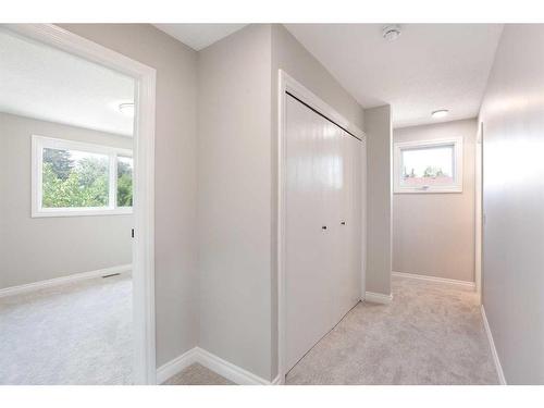 164 Deerpath Road Se, Calgary, AB - Indoor Photo Showing Other Room