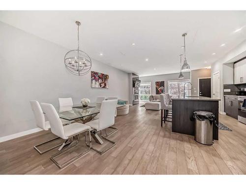 1-1714 Kensington Road Nw, Calgary, AB - Indoor Photo Showing Kitchen With Upgraded Kitchen