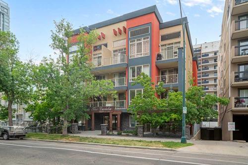 204-1029 15 Avenue Sw, Calgary, AB - Outdoor With Balcony With Facade