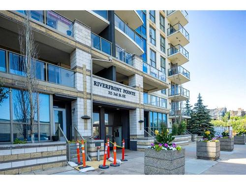 402-315 3 Street Se, Calgary, AB - Outdoor With Balcony