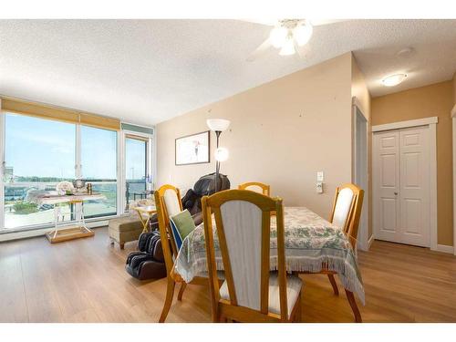 402-315 3 Street Se, Calgary, AB - Indoor Photo Showing Dining Room