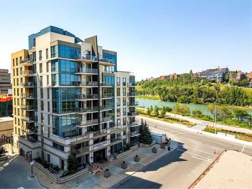 402-315 3 Street Se, Calgary, AB - Outdoor With Balcony