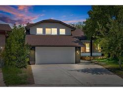 47 Whiteram Court NE Calgary, AB T1Y 5J7