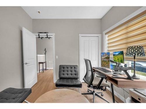 212 Homestead Drive Ne, Calgary, AB - Indoor Photo Showing Office