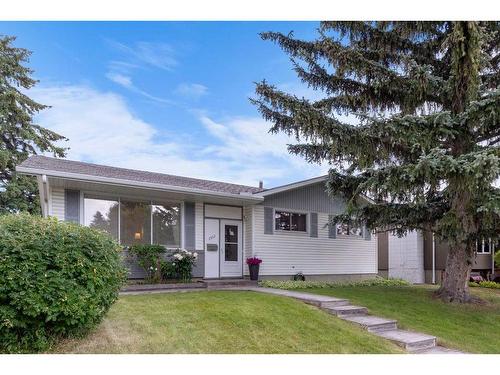 5852 Dalmead Crescent Nw, Calgary, AB - Outdoor With Deck Patio Veranda