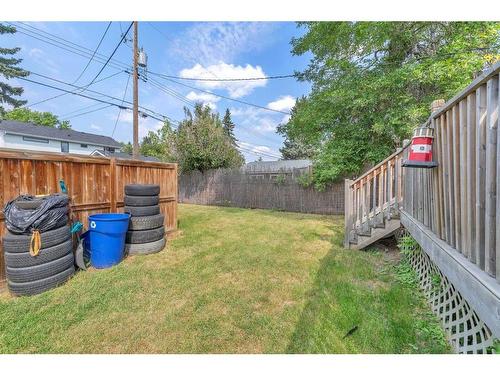 364 Westwood Drive Sw, Calgary, AB - Outdoor