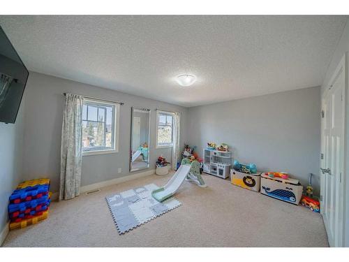 168 Kinniburgh Boulevard, Chestermere, AB - Indoor