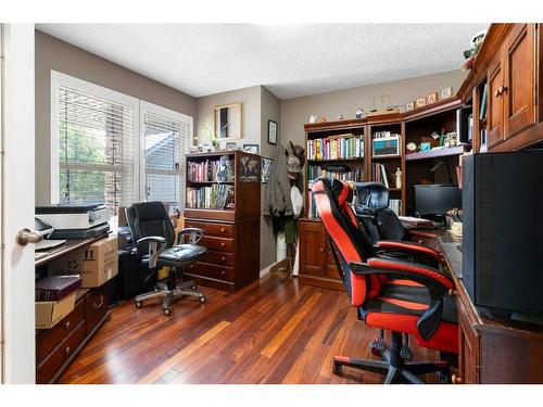 259 Chapalina Terrace Se, Calgary, AB - Indoor Photo Showing Office