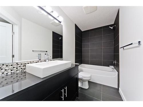 84 Aspen Dale Way Sw, Calgary, AB - Indoor Photo Showing Bathroom