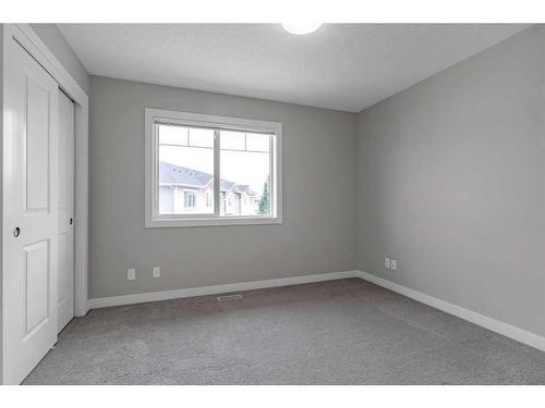 8 Stonehouse Crescent Nw, High River, AB - Indoor Photo Showing Other Room