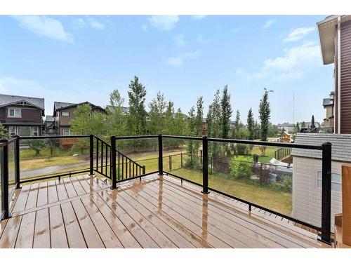 28 Cougar Ridge Manor Sw, Calgary, AB - Outdoor With Exterior