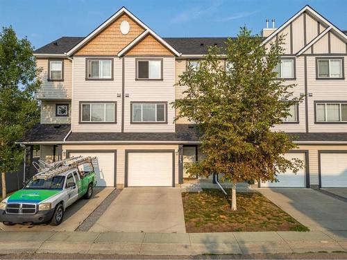 149 Everhollow Heights Sw, Calgary, AB - Outdoor With Facade