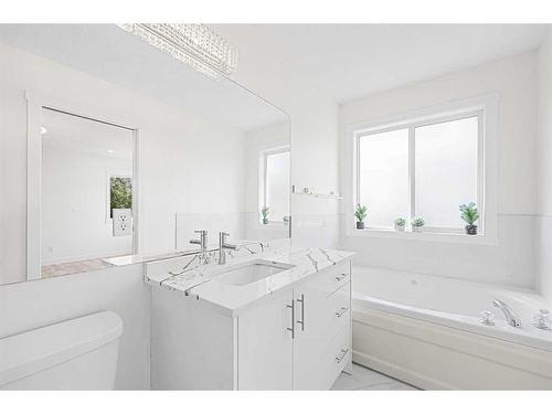 60 Panorama Hills Place Nw, Calgary, AB - Indoor Photo Showing Bathroom