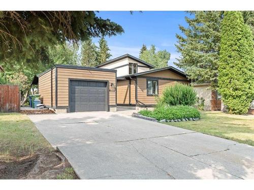 112 Oakcliffe Place Sw, Calgary, AB - Outdoor